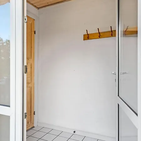 In With Sauna *